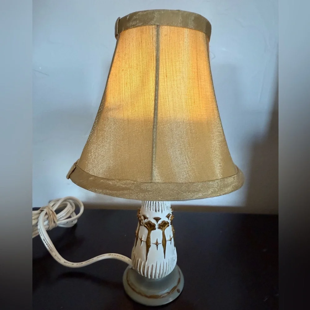 Mid century modern Mini Accent art table lamp petite vanity light dresser VTG 9”